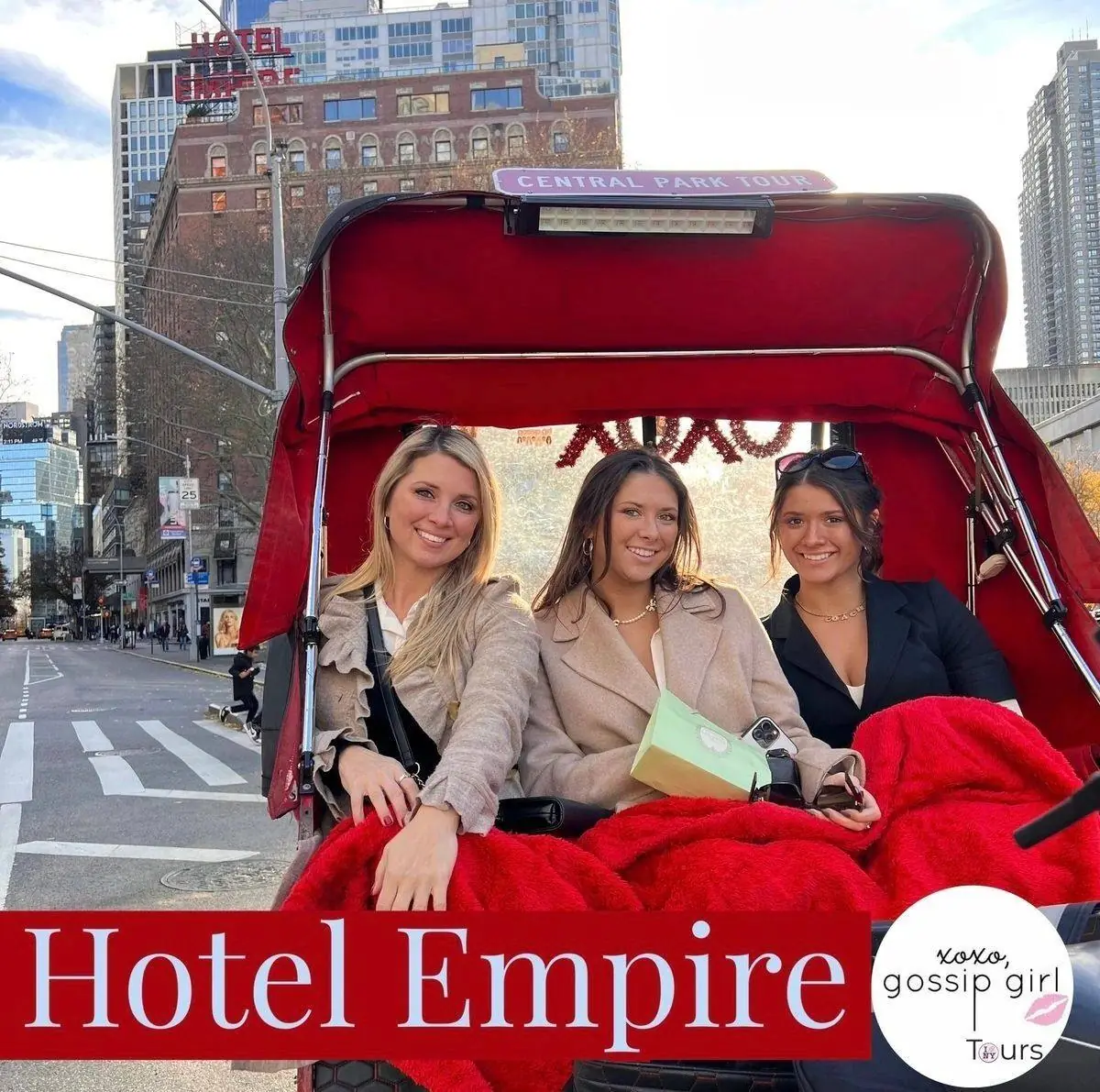 Budget Gossip Girl tour pedicab passing Upper East Side townhouses in New York City