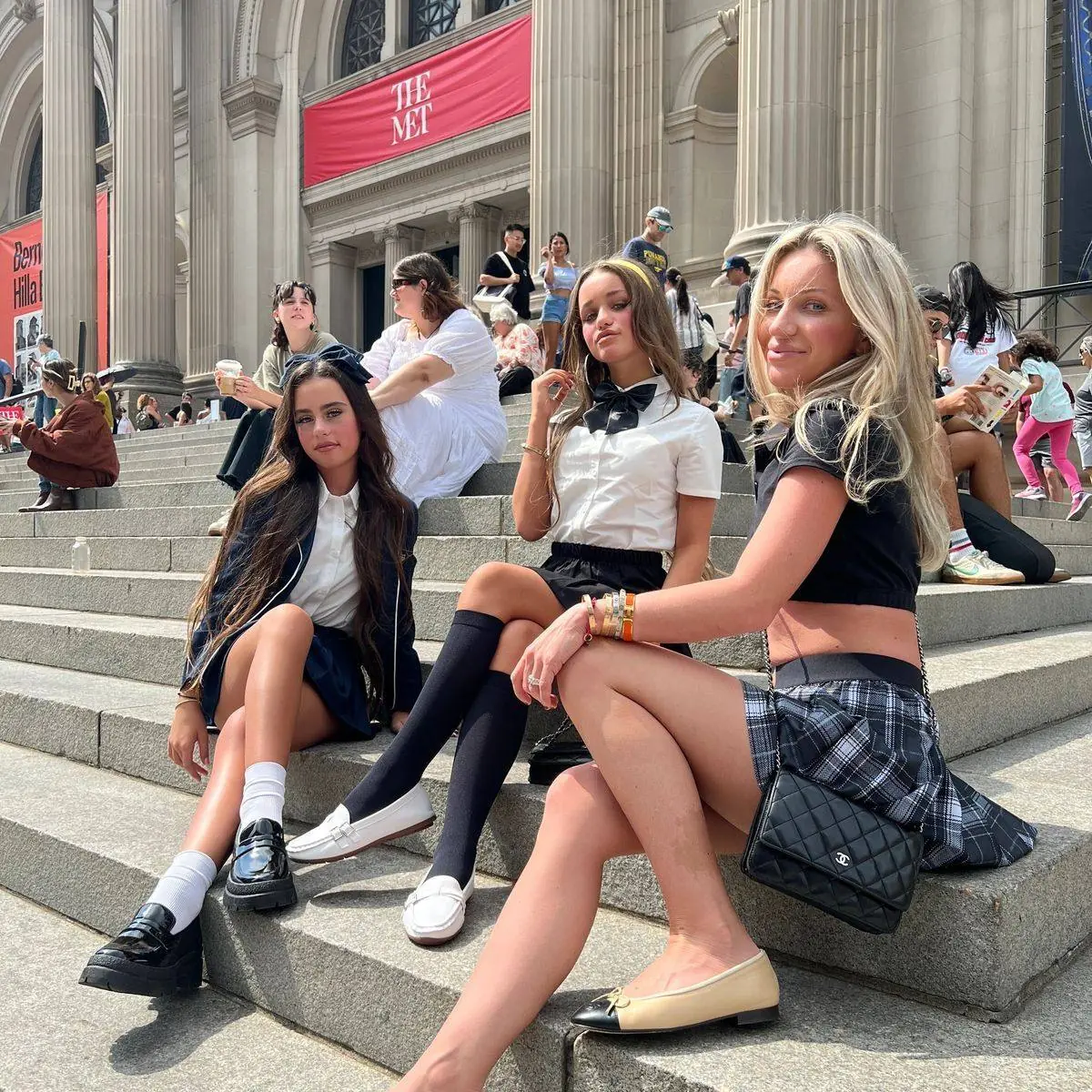 Grand VIP Gossip Girl tour guests on the Met Steps during the 2-hour private pedicab tour in NYC